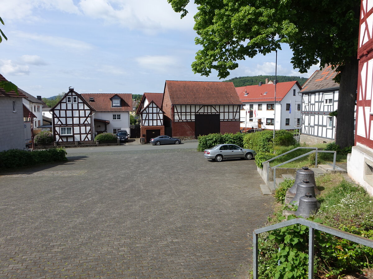 Buchenau, Fachwerkhuser in der alten Landstrae (17.05.2022)