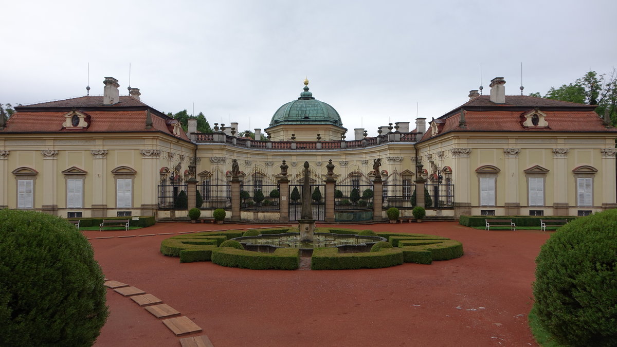 Buchlovice / Buchlowitz, Barockschlo, erbaut im 17. Jahrhundert durch Domenico Martinelli (04.08.2020)