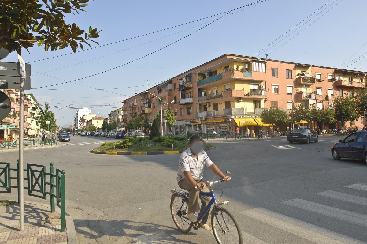 Bulevardi Sknderbeu in Shkodr. Aufnahme: Juli 2012.