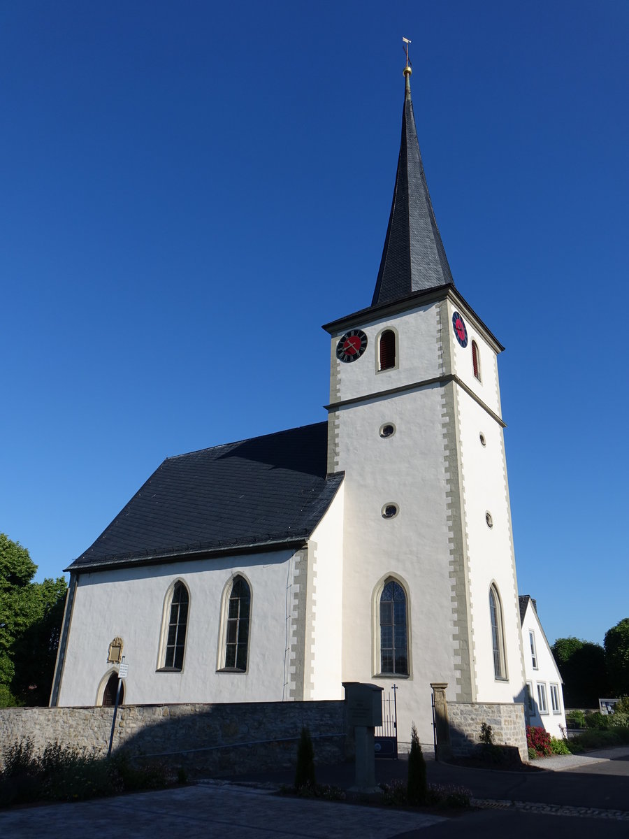 Burggrumbach, Pfarrkirche St. Martin, erbaut von 1602 bis 1608 (27.05.2017)