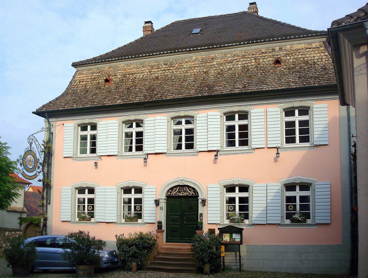 Burkheim, das Weingut Bercher in der Mittelstadt, Mai 2010