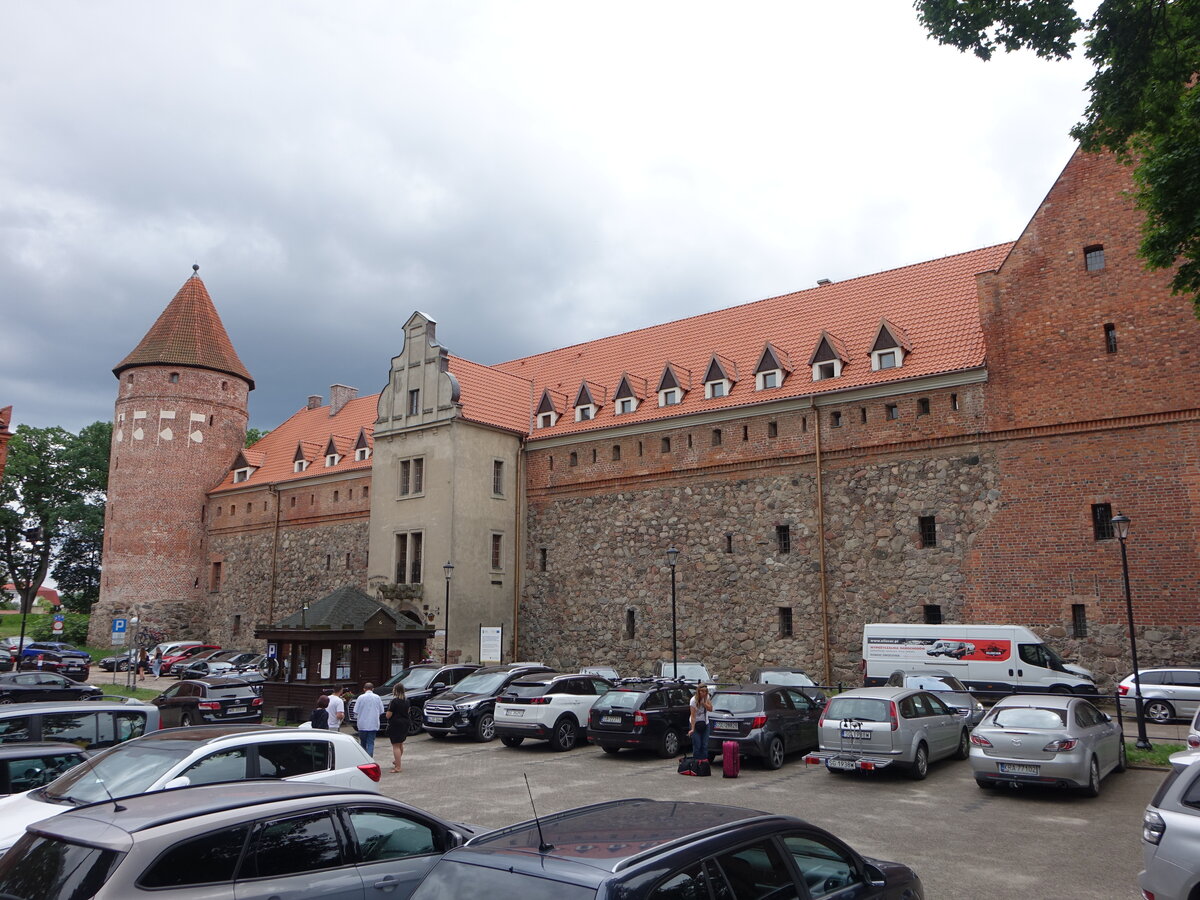 Bytow / Bütow, Burg des Deutschen Orden, erbaut um 1400 durch Nikolaus Fellensteyn, heute Westkaschubische Museum mit ethnographischen Sammlungen (01.08.2021)