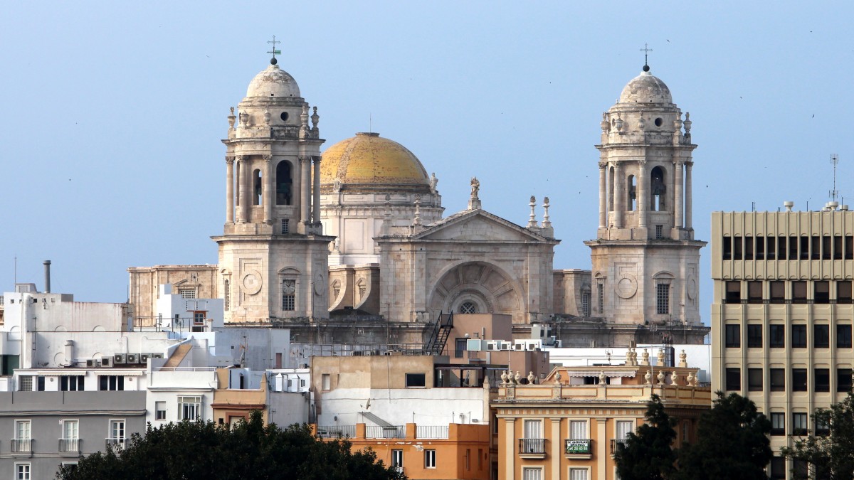 Cadiz am 15.04.2014 vom Hafen aus