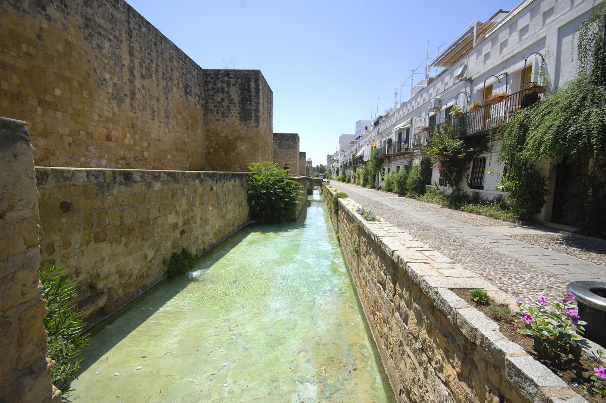 Calle de Cairun in Crdoba. Aufnahmedatum: 16. Juli 2014.