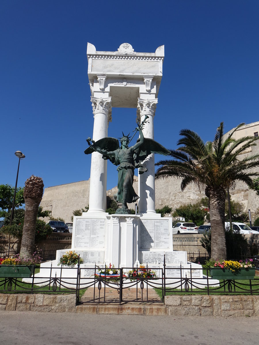 Calvi, Monument aux Morts an der Ave. de Uruguay (19.06.2019)