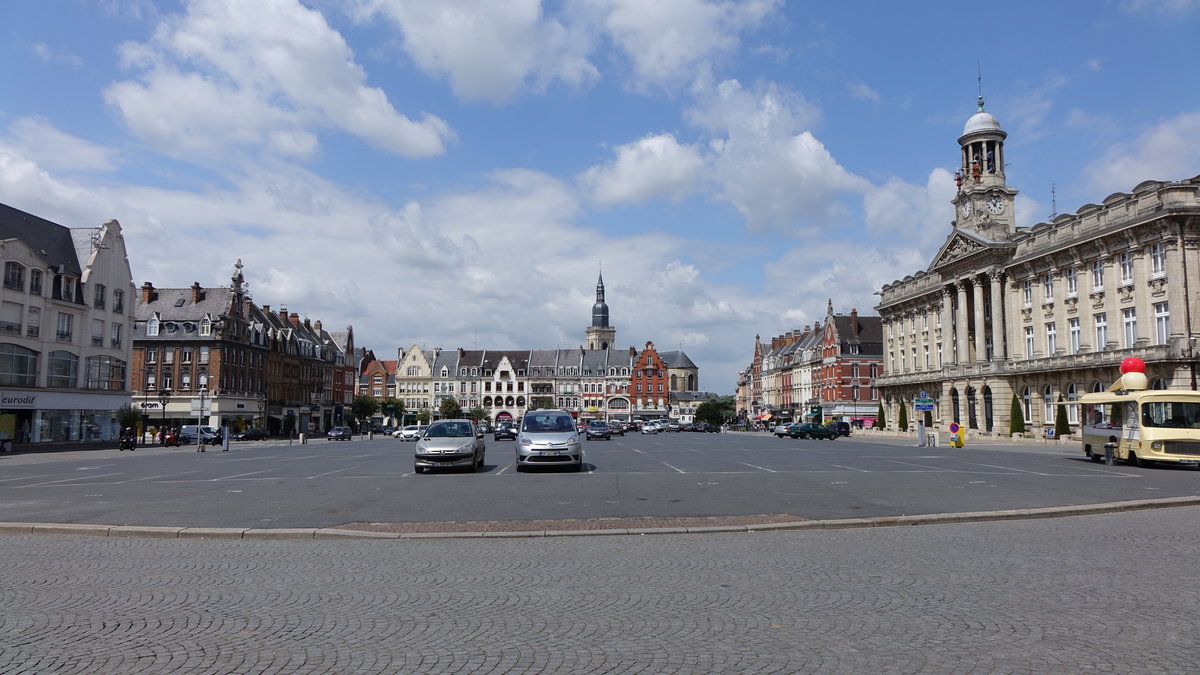 Cambrai, Place Aristide Briand (15.05.2016)