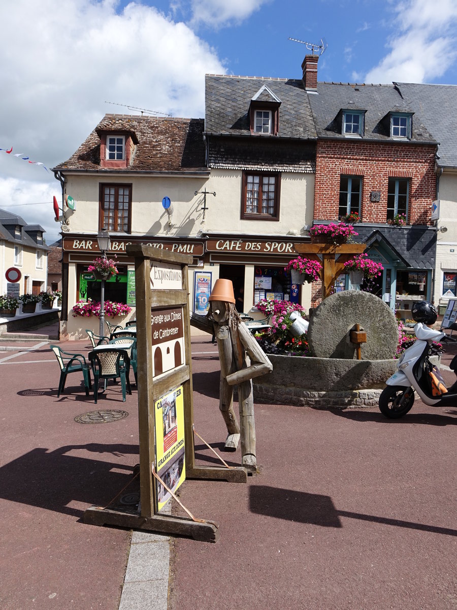 Cambremer, Cafe am Place de la Mairie (12.07.2016)