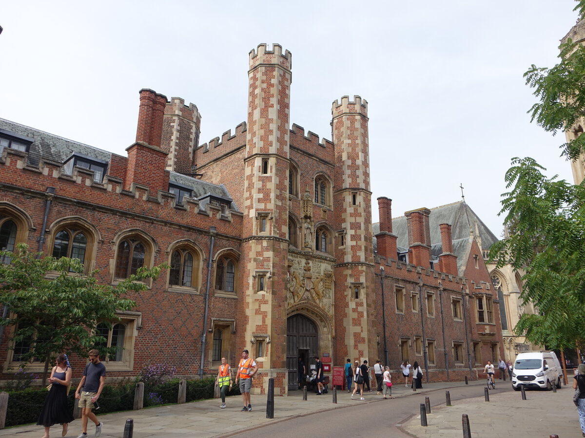 Cambridge, dreistckiges Torhaus zum St. Johns College (08.09.2023)