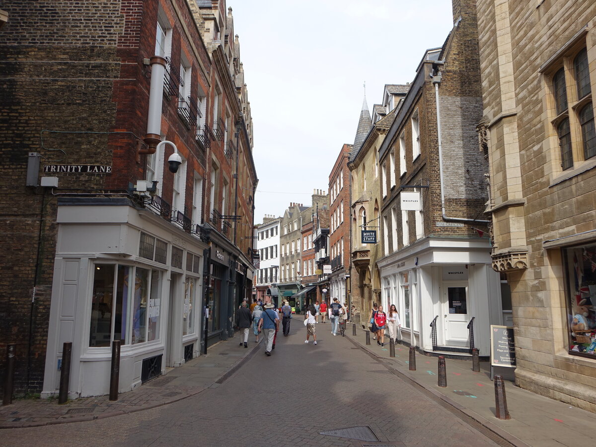 Cambridge, Huser Ecke Trinity Street und Trinity Lane (08.09.2023)