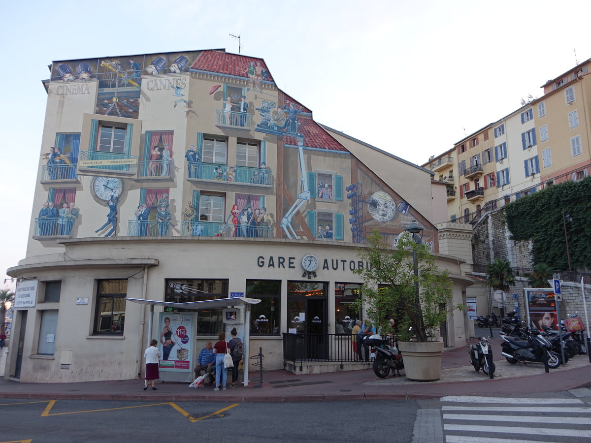 Cannes, Gare des Autobus am Place Cornut Gentile (26.09.2017)