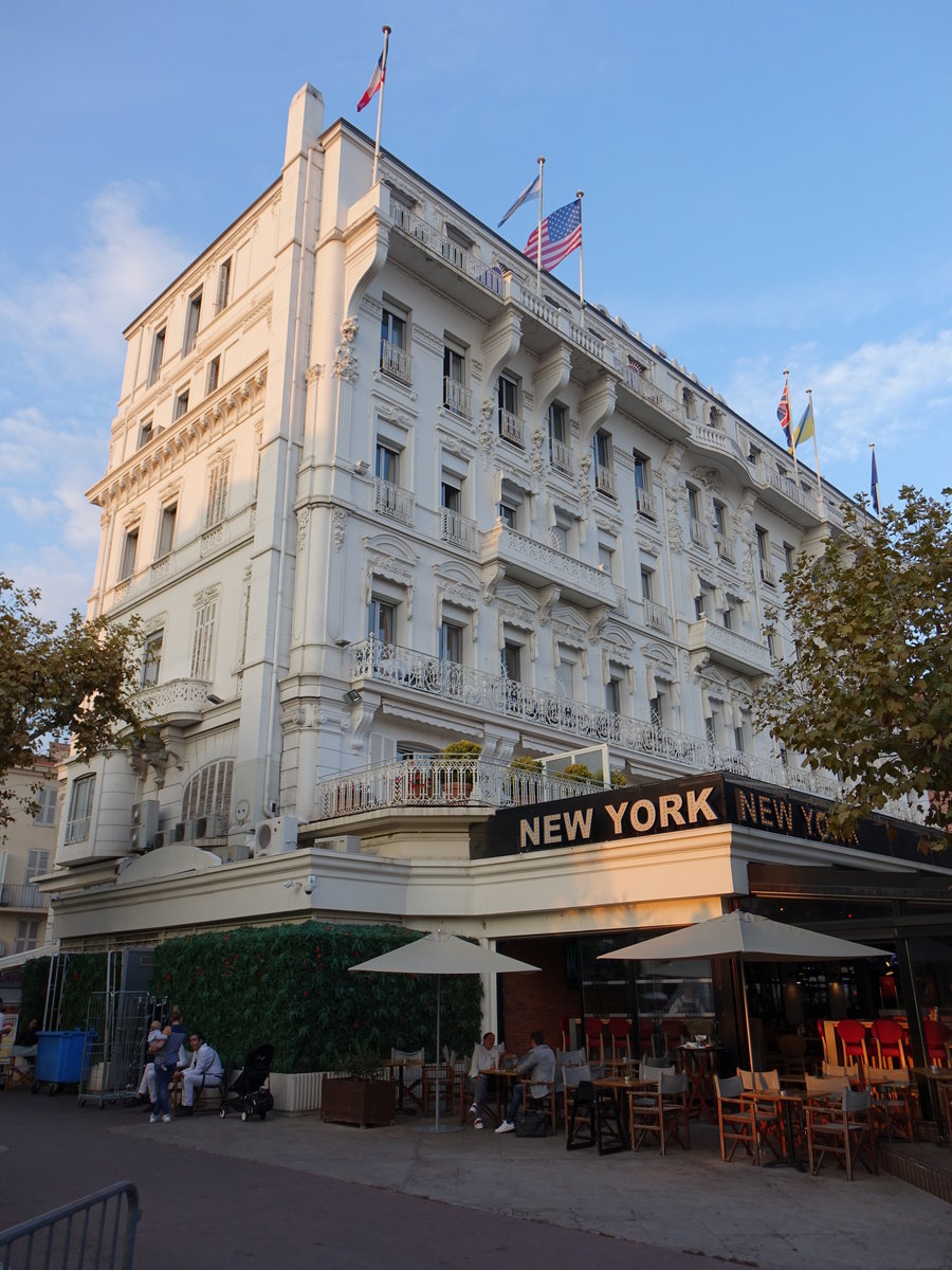 Cannes, Hotel Splendid an der Promenade de la Pantiero (26.09.2017)