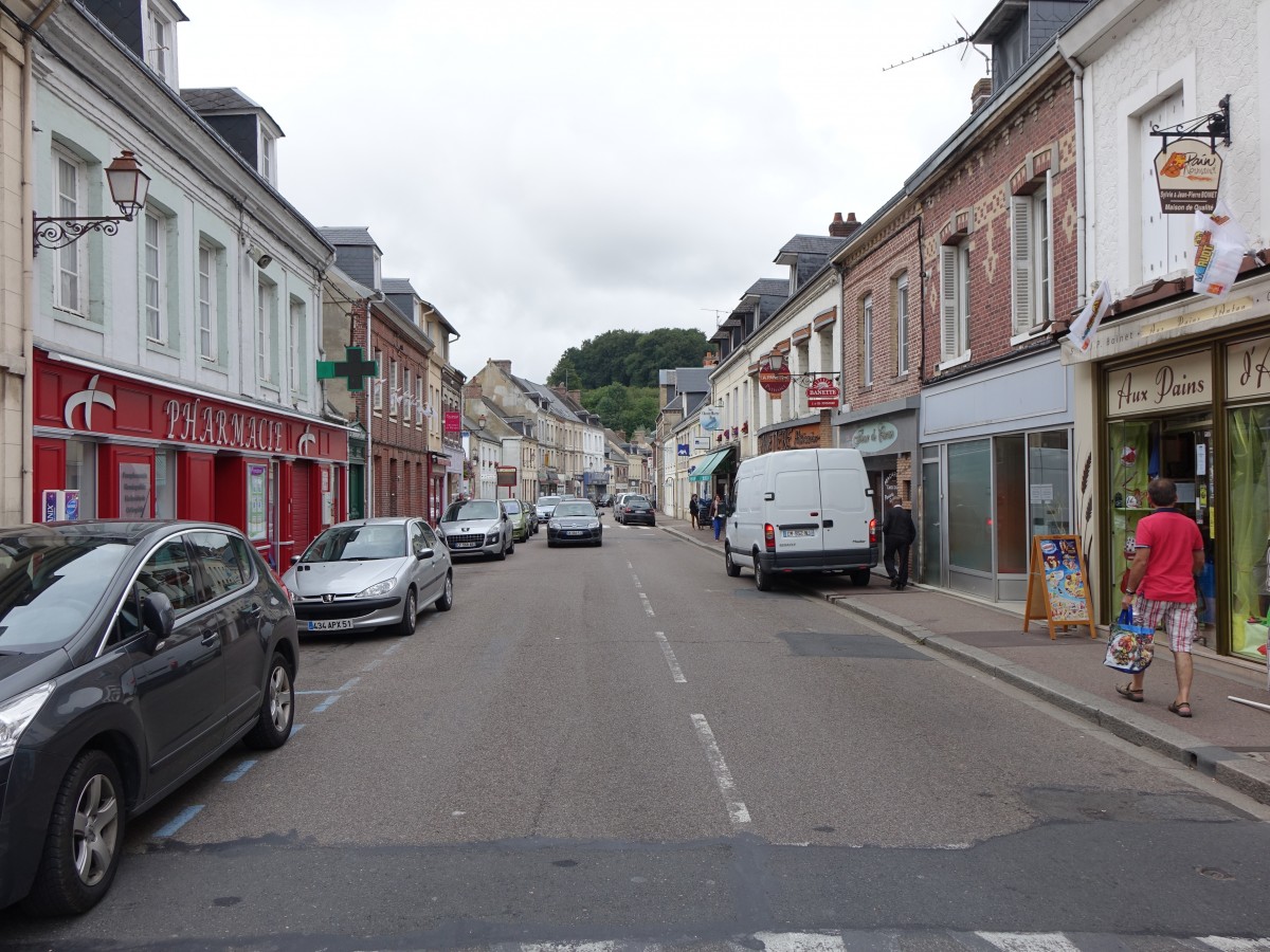 Cany-Barville, Huser in der Route de Saint-Valery-en-Caux (12.07.2015)