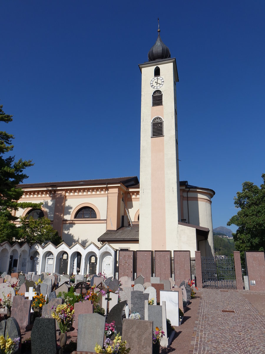 Capriana, Pfarrkirche San Bartholomeo, erbaut von 1866 bis 1867 (16.09.2019)