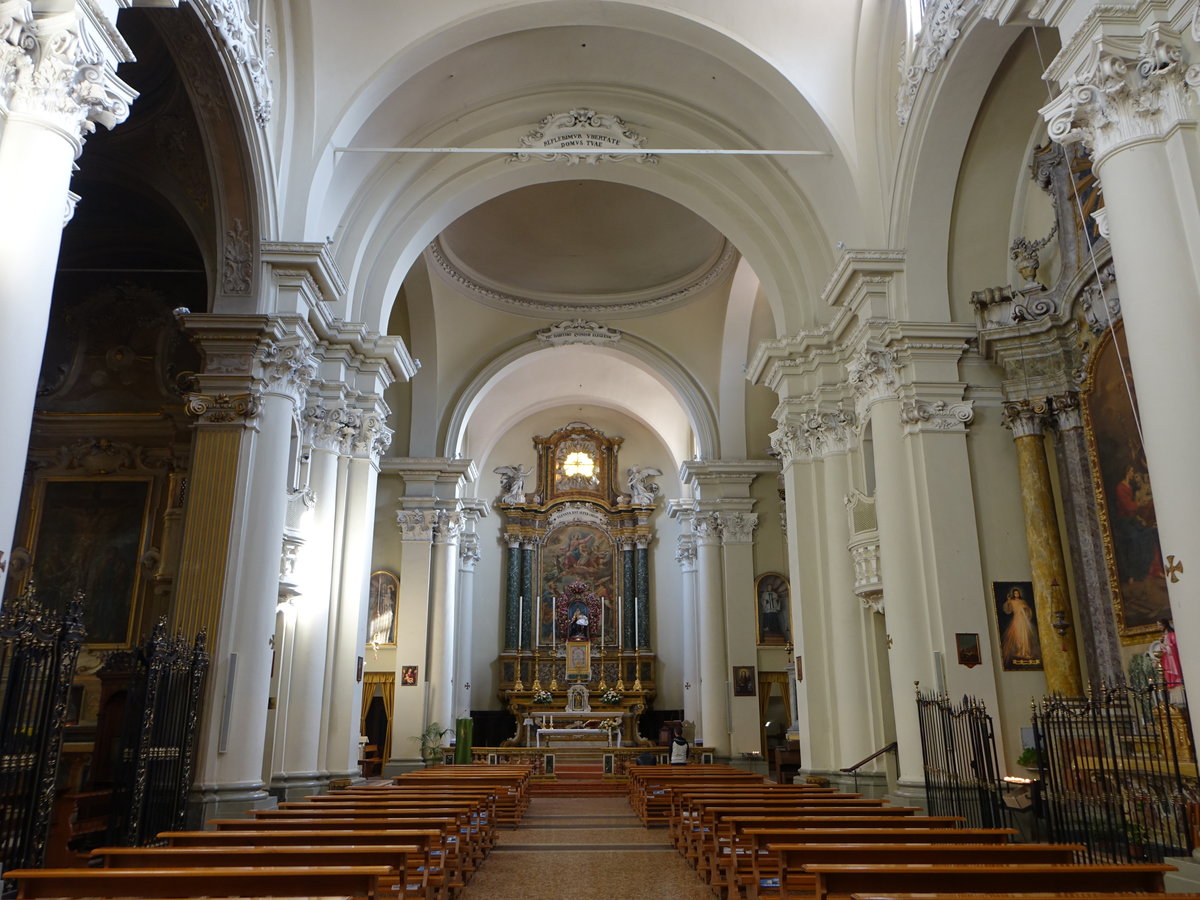 Castel San Pietro Terme, barocker Innenraum der Kirche Santa Maria Maggiore (31.10.2017)