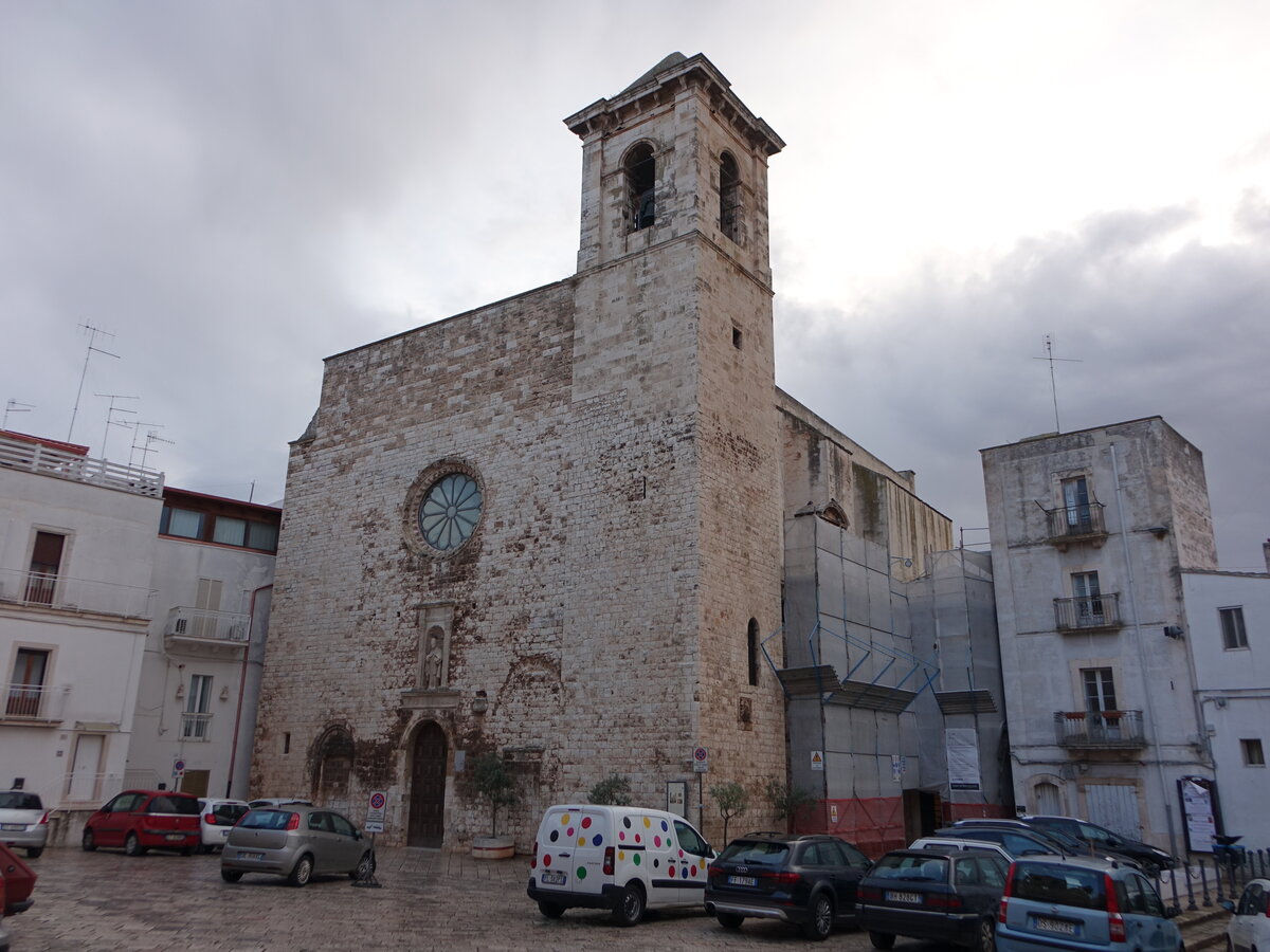 Castellana Grotte, Pfarrkirche San Leone an der Piazza Chiesa Madre, erbaut im 15. Jahrhundert (29.09.2022)