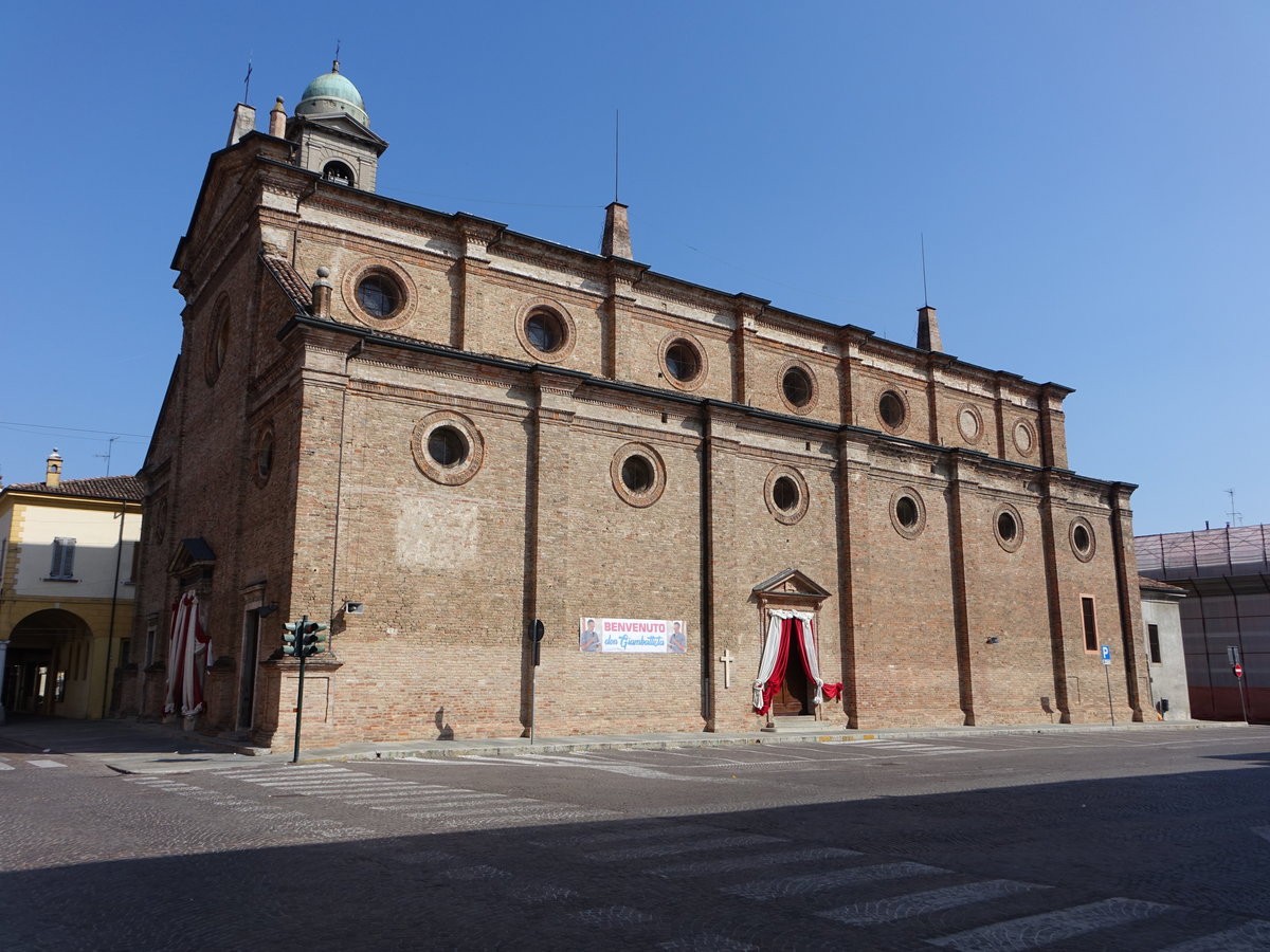 Castelleone, Pfarrkirche St. Phillip u. Jakobus an der Via Roma, erbaut bis 1551 (30.09.2018)