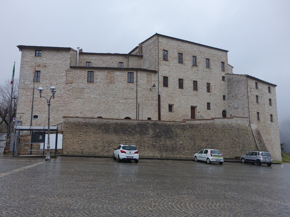 Castello di Genga, erbaut im 10. Jahrhundert (30.03.2022)