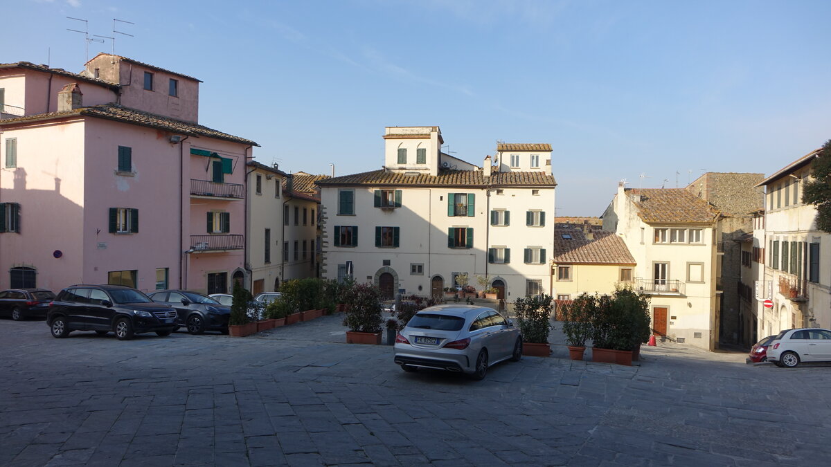 Castiglion Fiorentino, Huser an der Piazza San Francesco (26.03.2022)