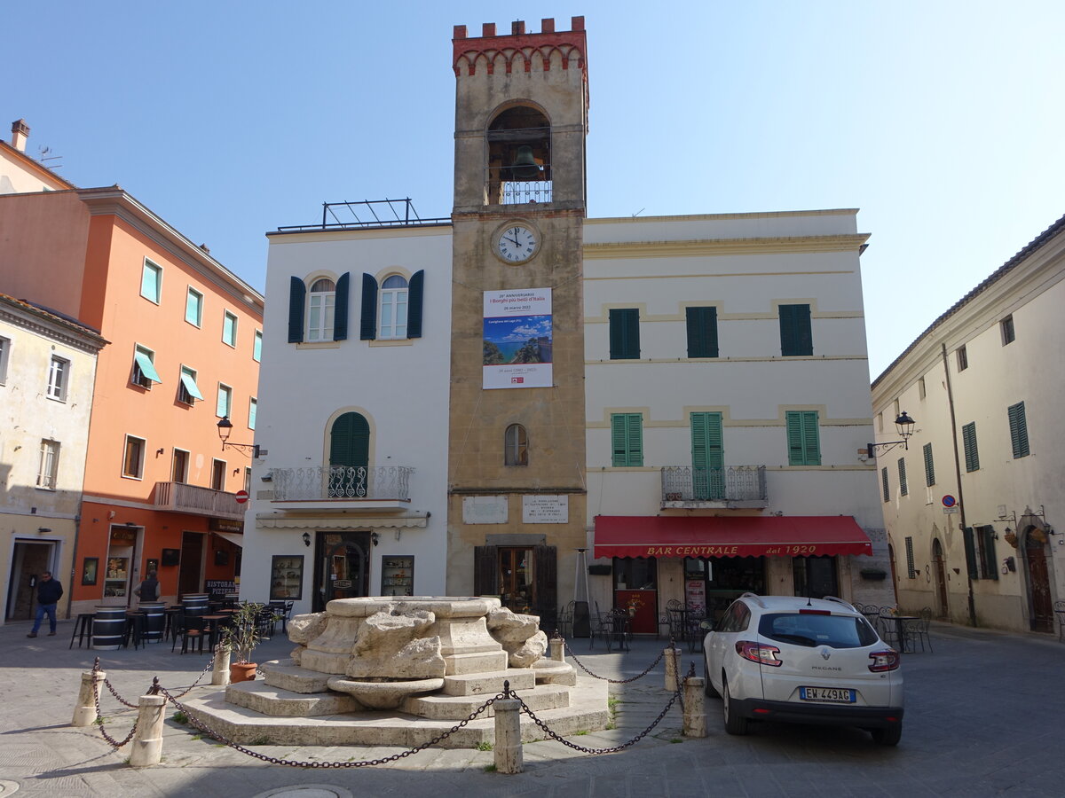 Castiglione del Lago, Piazza Mazzini an der Via del Forte (26.03.2022)