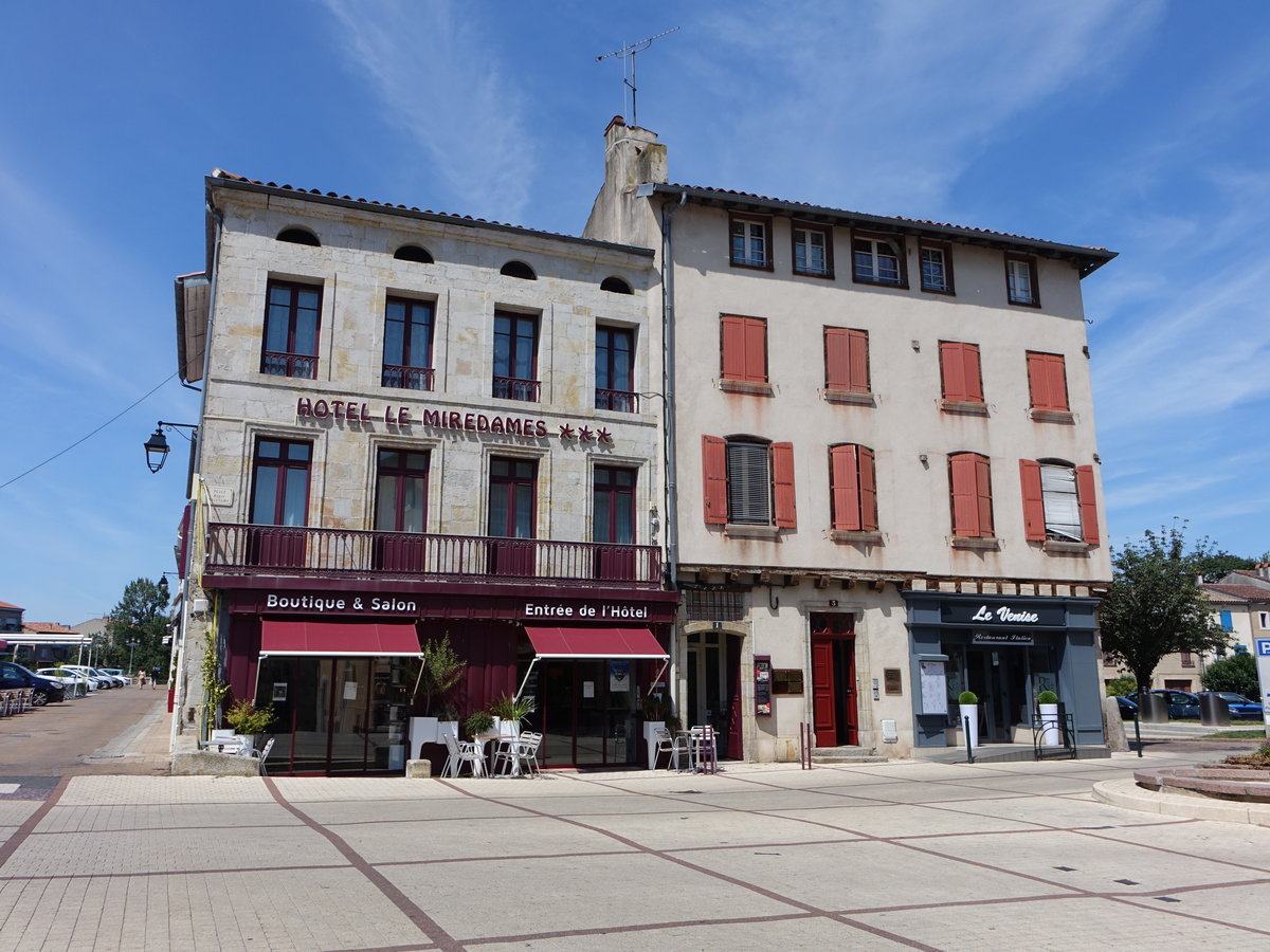 Castres, Hotel le Miredames am Place Roger Salengro (30.07.2018)