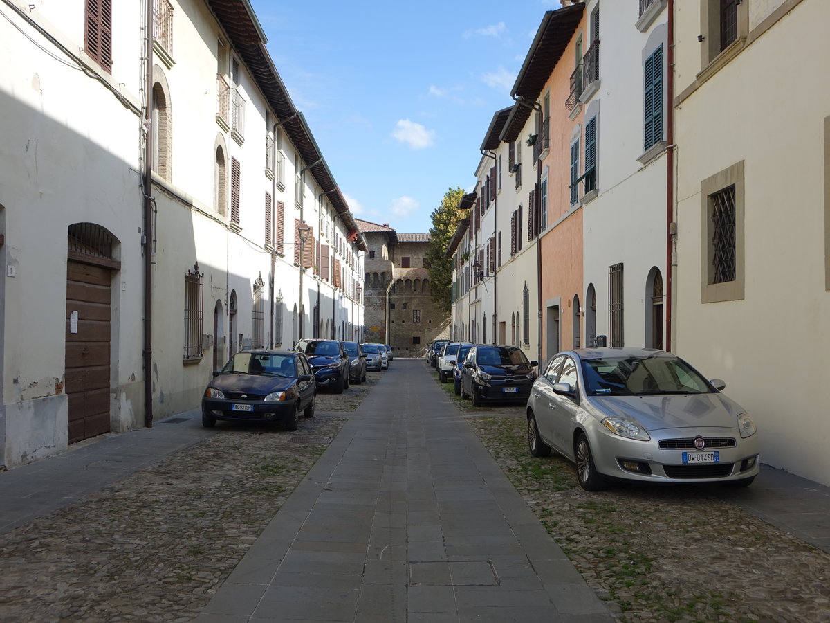 Castrocaro Terme, historische Huser in der Via Staffi (20.09.2019)