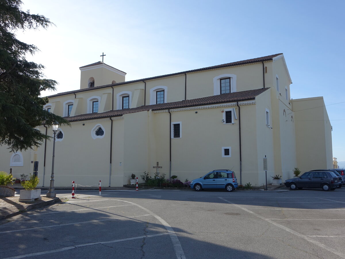 Castrovillari, Pfarrkirche St. Maria del Castello, erbaut ab 1090, erneuert 1363, barockisiert im 18. Jahrhundert (06.04.2024)