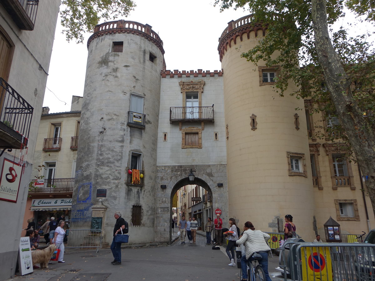 Ceret, Porte de France aus dem 13. Jahrhundert, frher Hauptpforte zur Altstadt (30.09.2017)