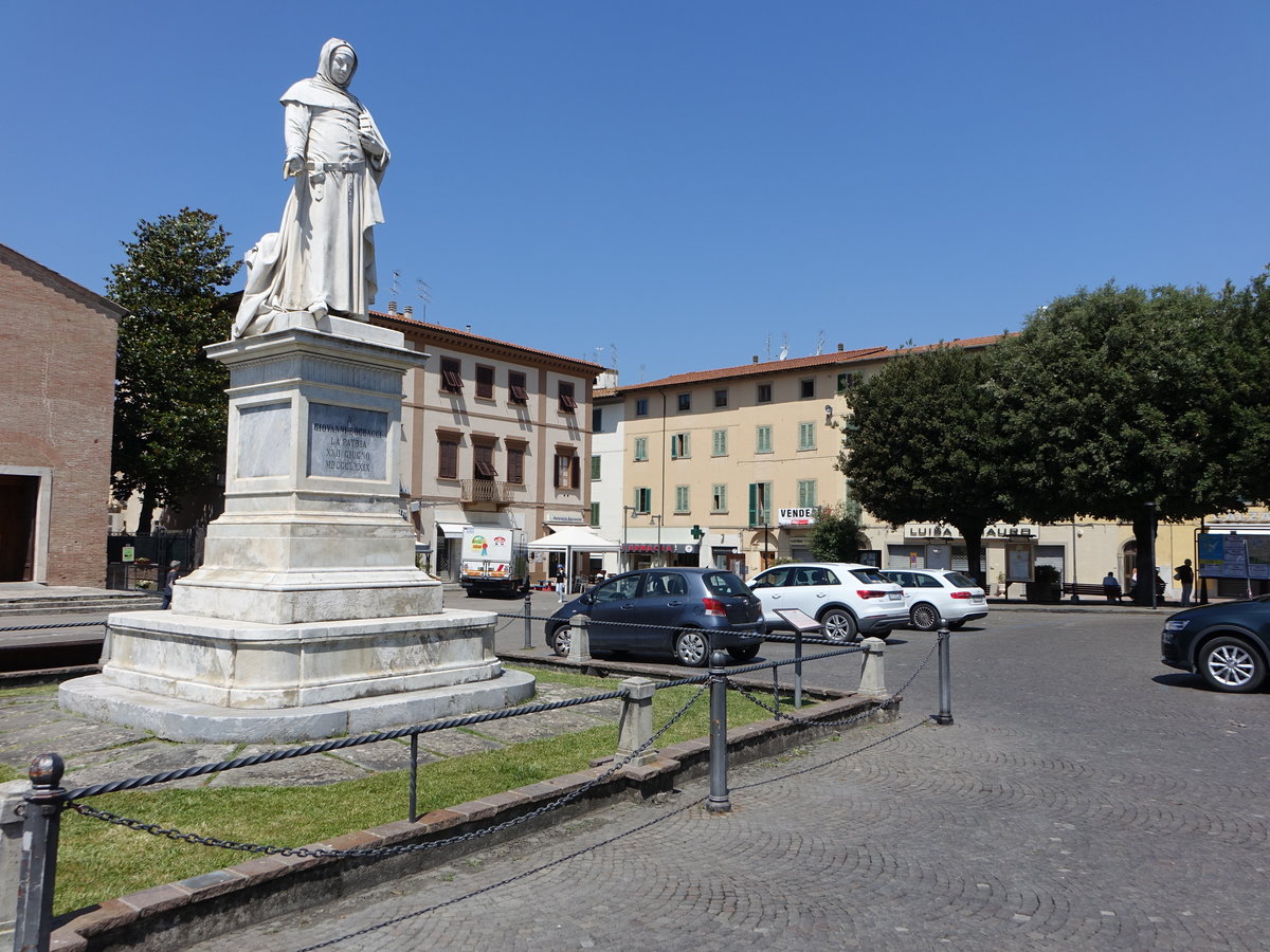 Certaldo, Denkmal fr Giovanni Boccacchio an der Via Roma (17.06.2019)