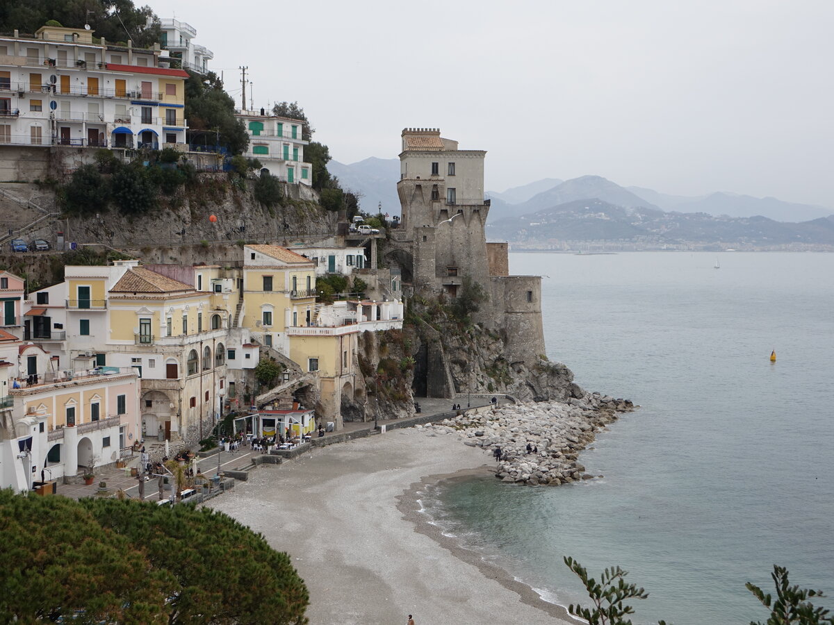 Cetara, Torre di Cetara am Corso Umberto I., erbaut 1867 (25.02.2023)