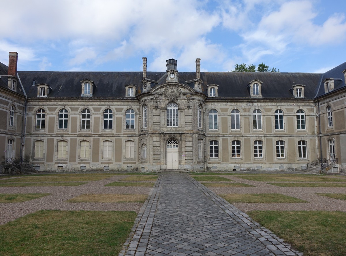 Chteaudun, Hotel Dieu, erbaut 1762 (18.07.2015)