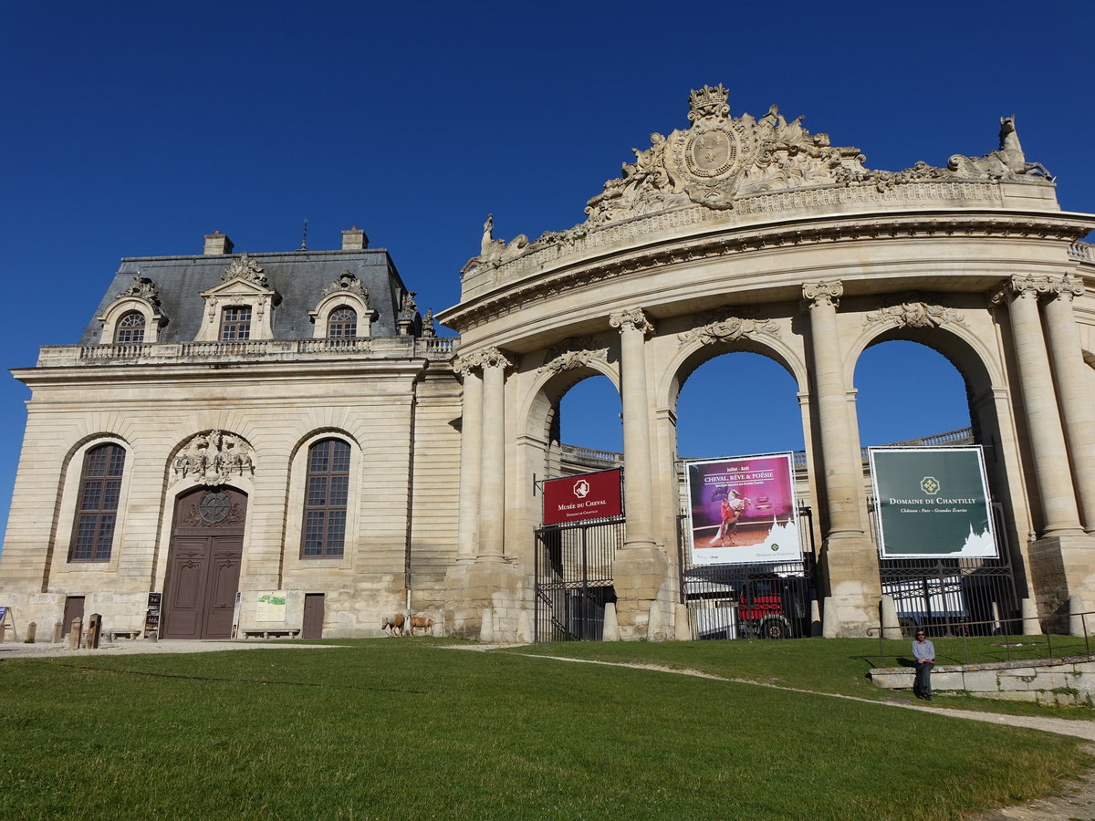 Chantilly, Grandes Ecuries (Stallungen) von Schloss Chantilly, erbaut von Architekt Jean Aubert 1719 (17.07.2016)