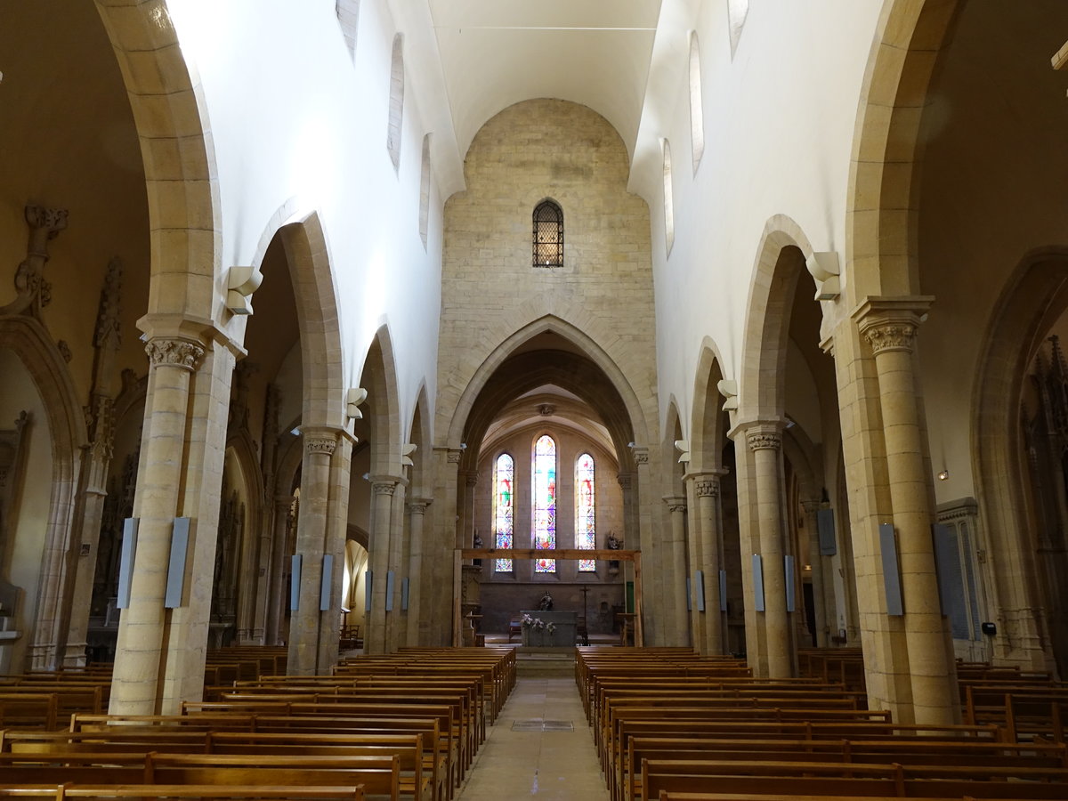 Charlieu, Innenraum der Kirche Saint-Philibert (22.09.2016)