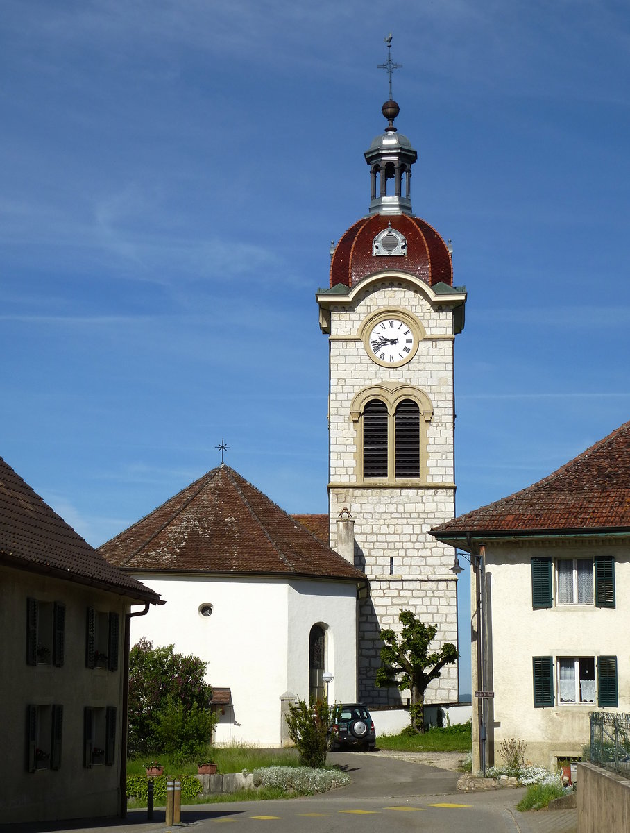 Charmoille, die Kirche St.Etienne, erbaut 1760, Mai 2017