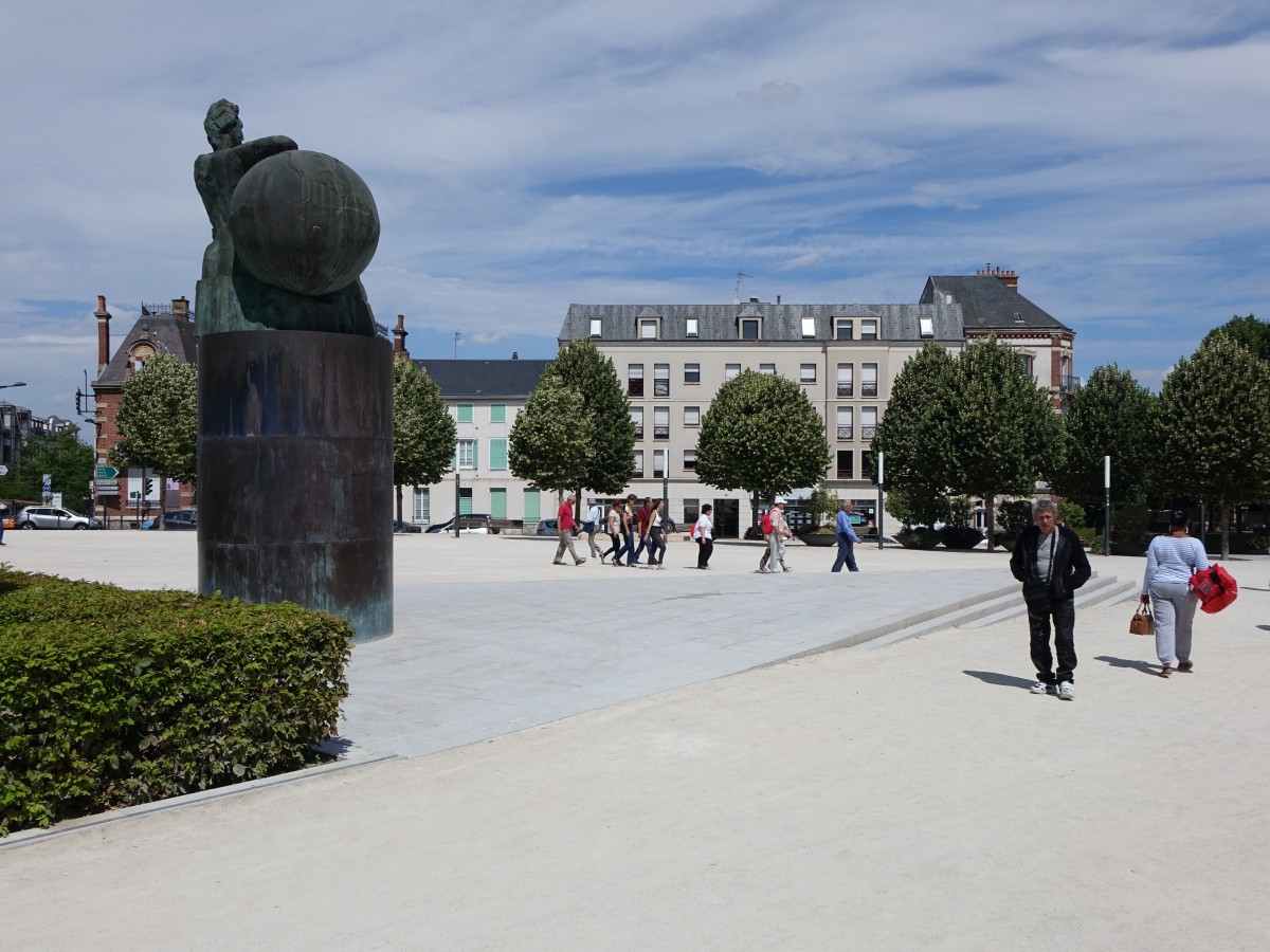 Chartres, Esplanade de la Resistance (18.07.2015)