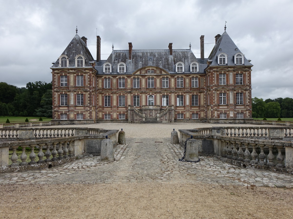 Chateau Cany-Barville, erbaut von 1640 bis 1646 im Stil Ludwigs XIII. (12.07.2015)