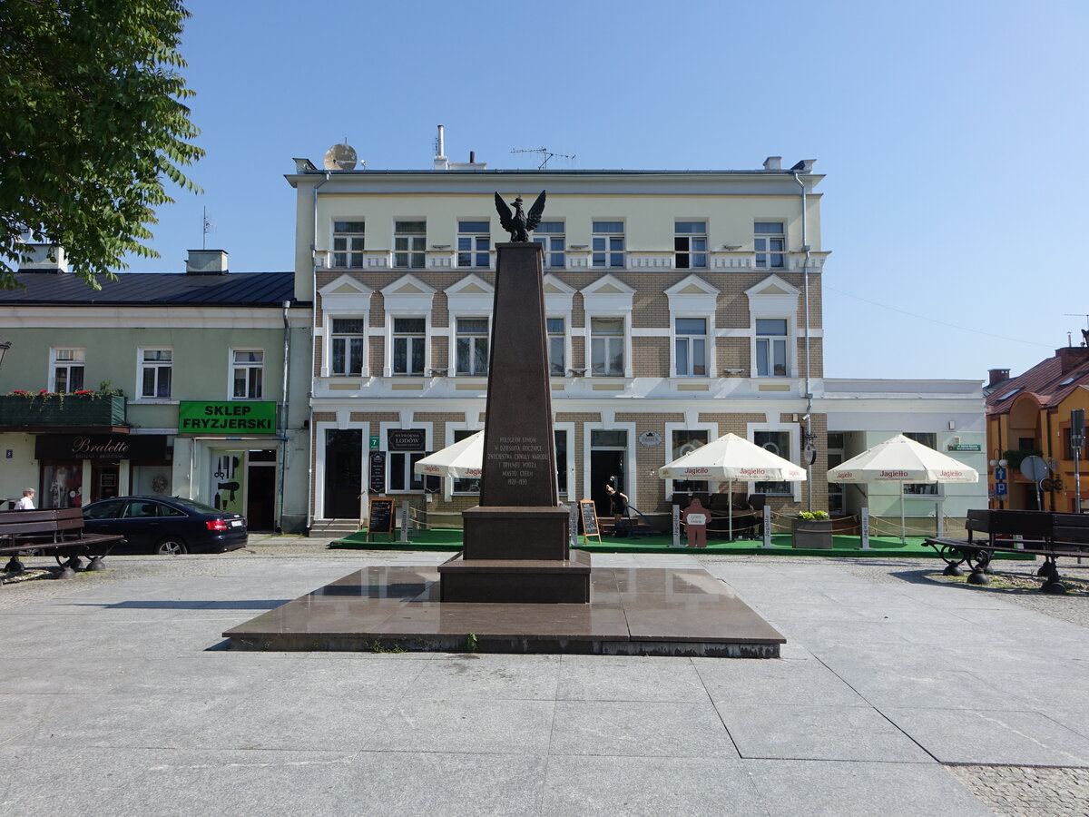 Chelm, Denkmal und Gebude am Plac Dr. E. Luczkowskiego (16.06.2021)