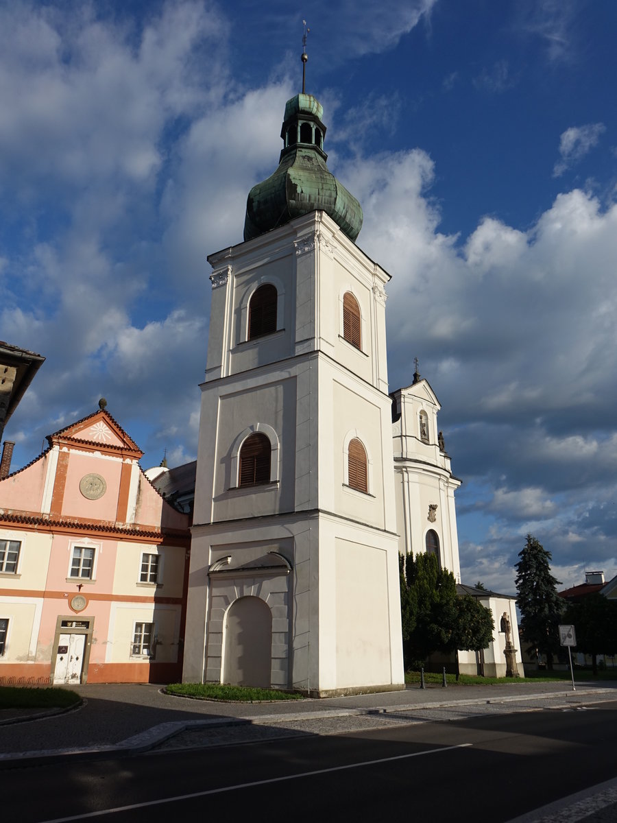 Chocen / Chotzen, Pfarrkirche des hl. Franz von Assisi, erbaut von 1728 bis 1733 (30.06.2020)