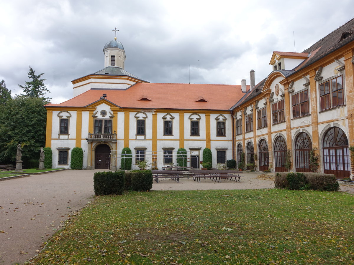 Choltice / Choltitz, Schloss, erbaut im 17. Jahrhundert (30.09.2019)