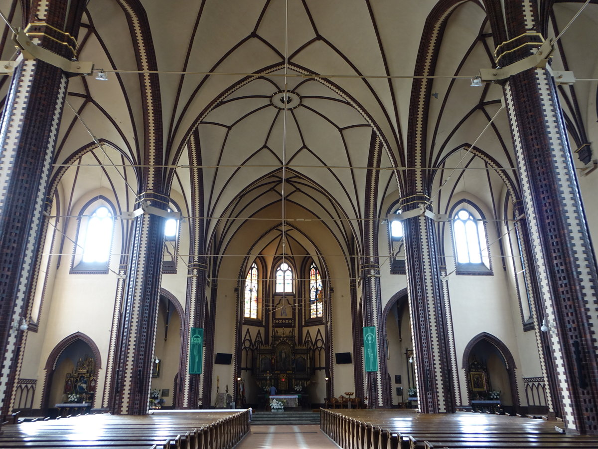 Chorzow / Knigshtte, neugotischer Innenraum der Maria Himmelfahrt Kirche (05.09.2020)