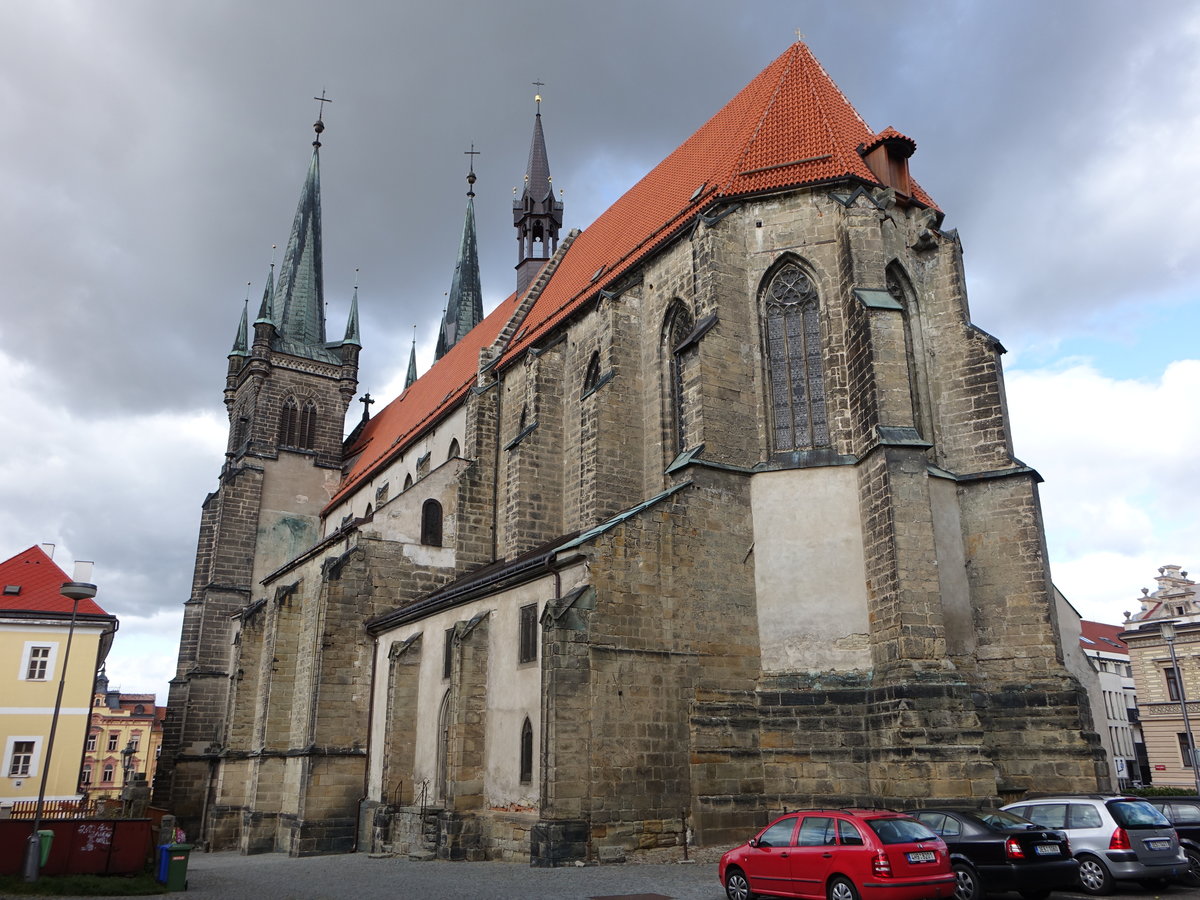 Chrudim, Pfarrkirche Maria Himmelfahrt, erbaut im 13. Jahrhundert, Umbau von 1850 bis 1880 durch Franz Schmoranz (30.09.2019)