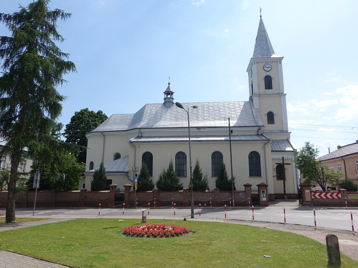 Cieszanow, Pfarrkirche St. Adalbert, erbaut bis 1800, erweitert 1901 (16.06.2021)
