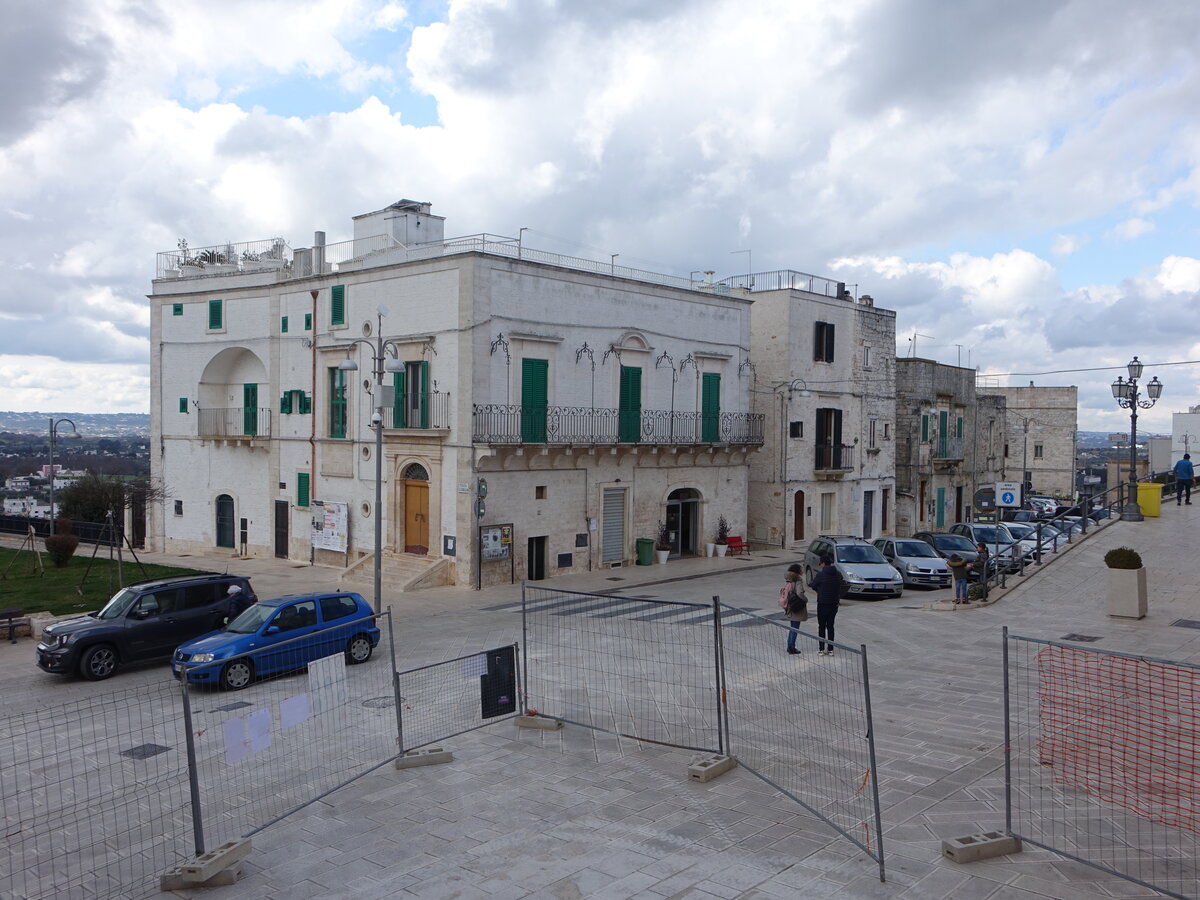 Cisternino, Huser an der Via San Quirino (04.03.2023)