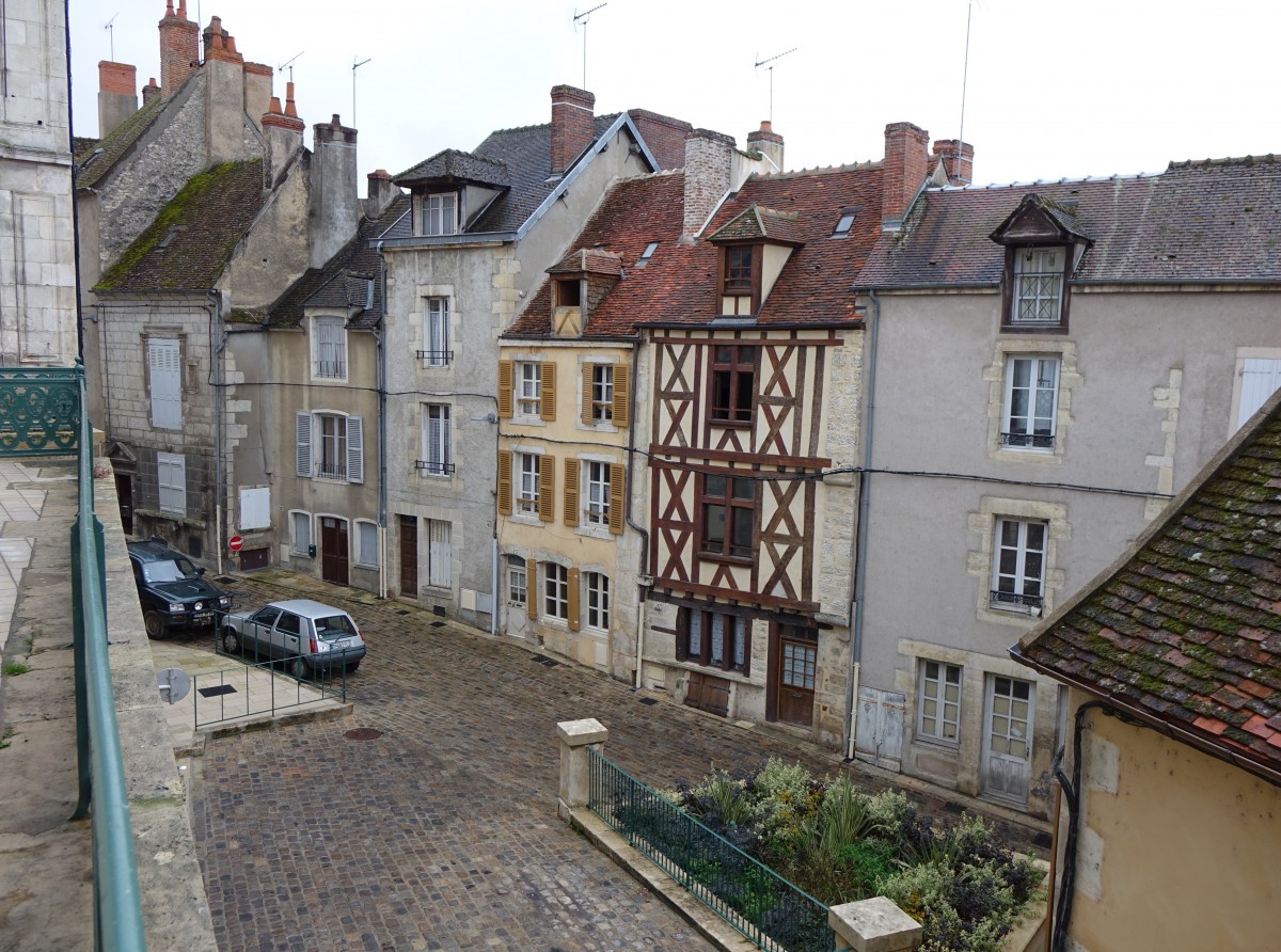 Clamecy, Rue du Vieux Chateau (28.10.2015)