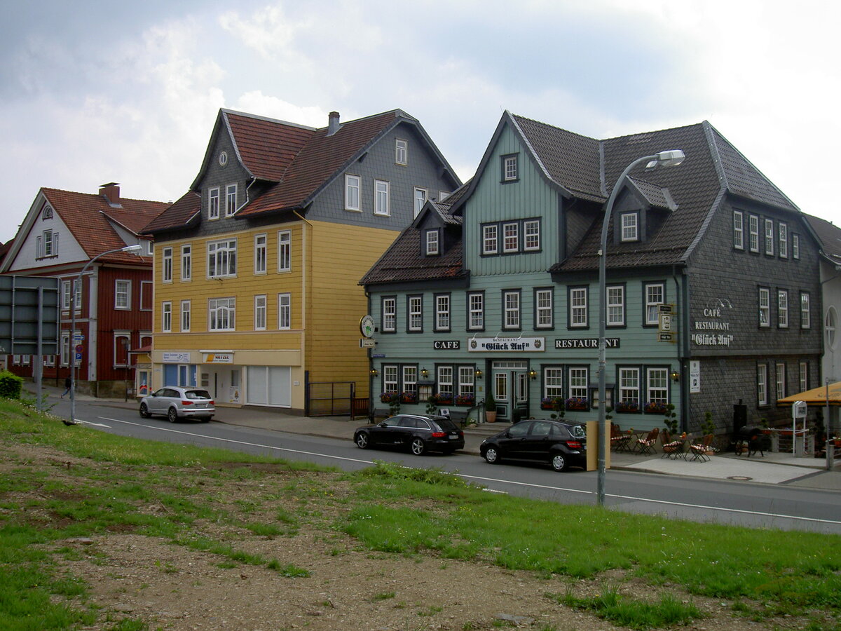 Clausthal-Zellerfeld, Holzhuser am Marktkirchenplatz (21.05.2011)