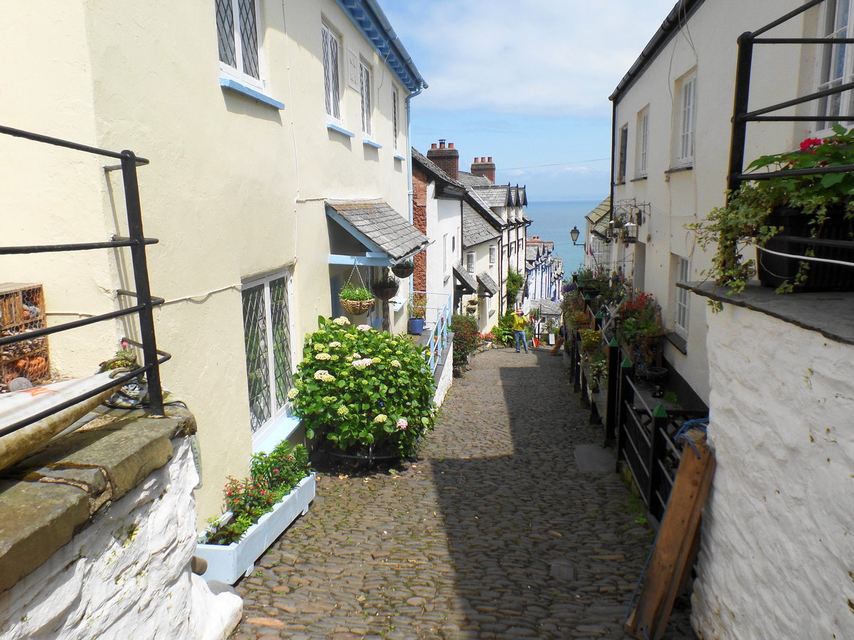 Clovelly am 18.6.2016, Fischerdorf an der Nordostkste Devons, England, 400 Einwohner. Bekannt geworden durch die Romane >Westward Ho< von Charles Kingsley und >A message from the sea< von Charles Dickens.