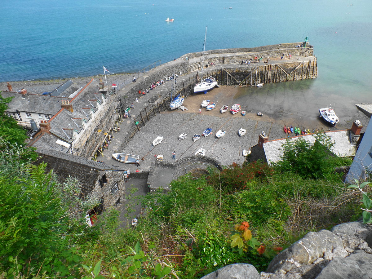 Clovelly am 18.6.2016, Fischerdorf an der Nordostkste Devons, England, 400 Einwohner. Bekannt geworden durch die Romane >Westward Ho< von Charles Kingsley und >A message from the sea< von Charles Dickens.