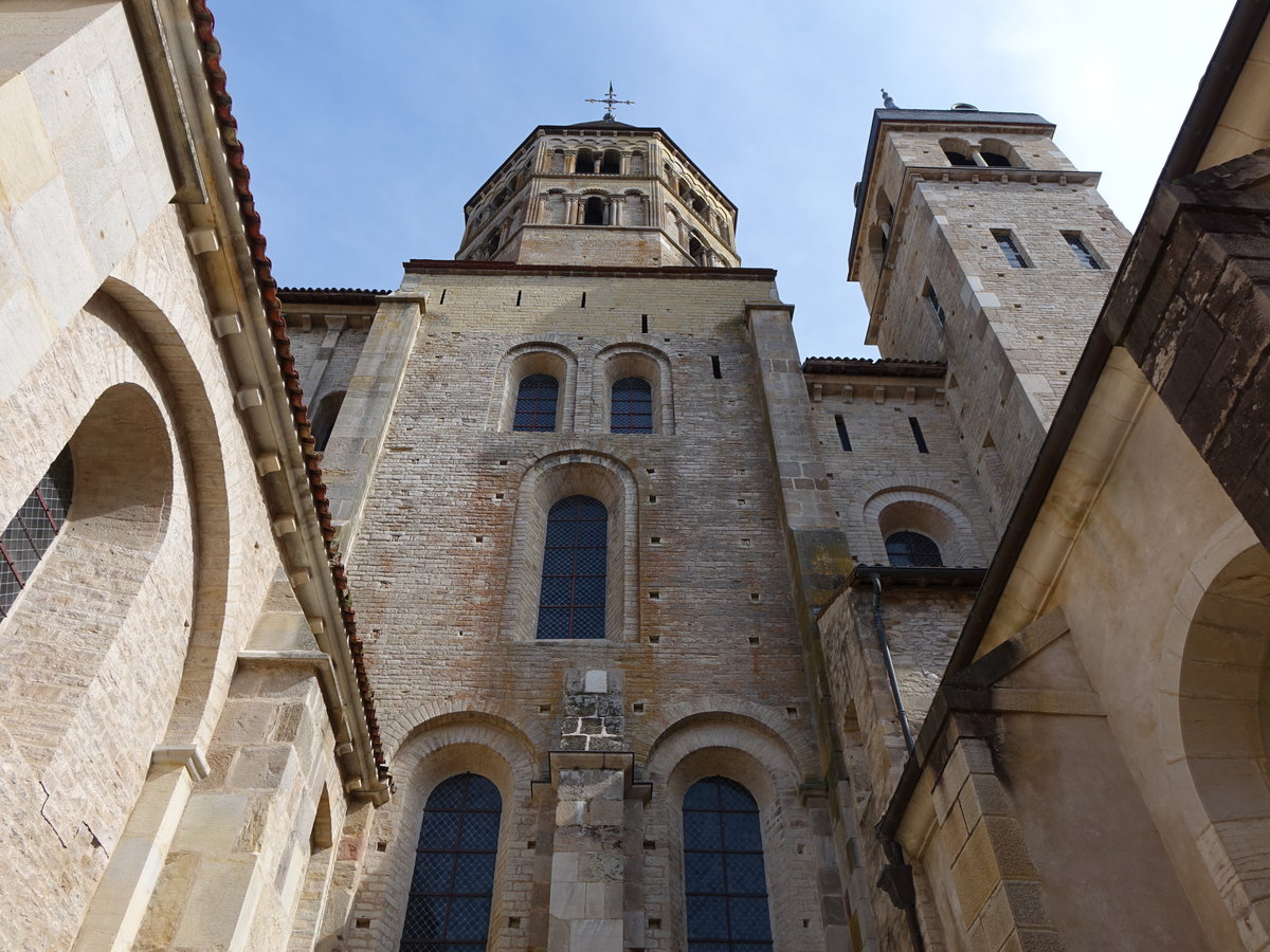 Cluny, Klosterkirche, erbaut von 1088 bis 1135 (22.09.2016)