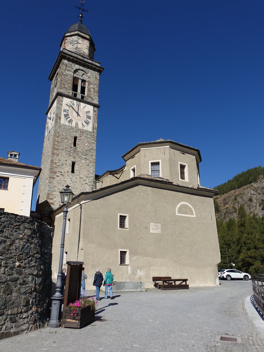 Cogne, Pfarrkirche St. Orso, erbaut im 17. Jahrhundert (05.10.2018)