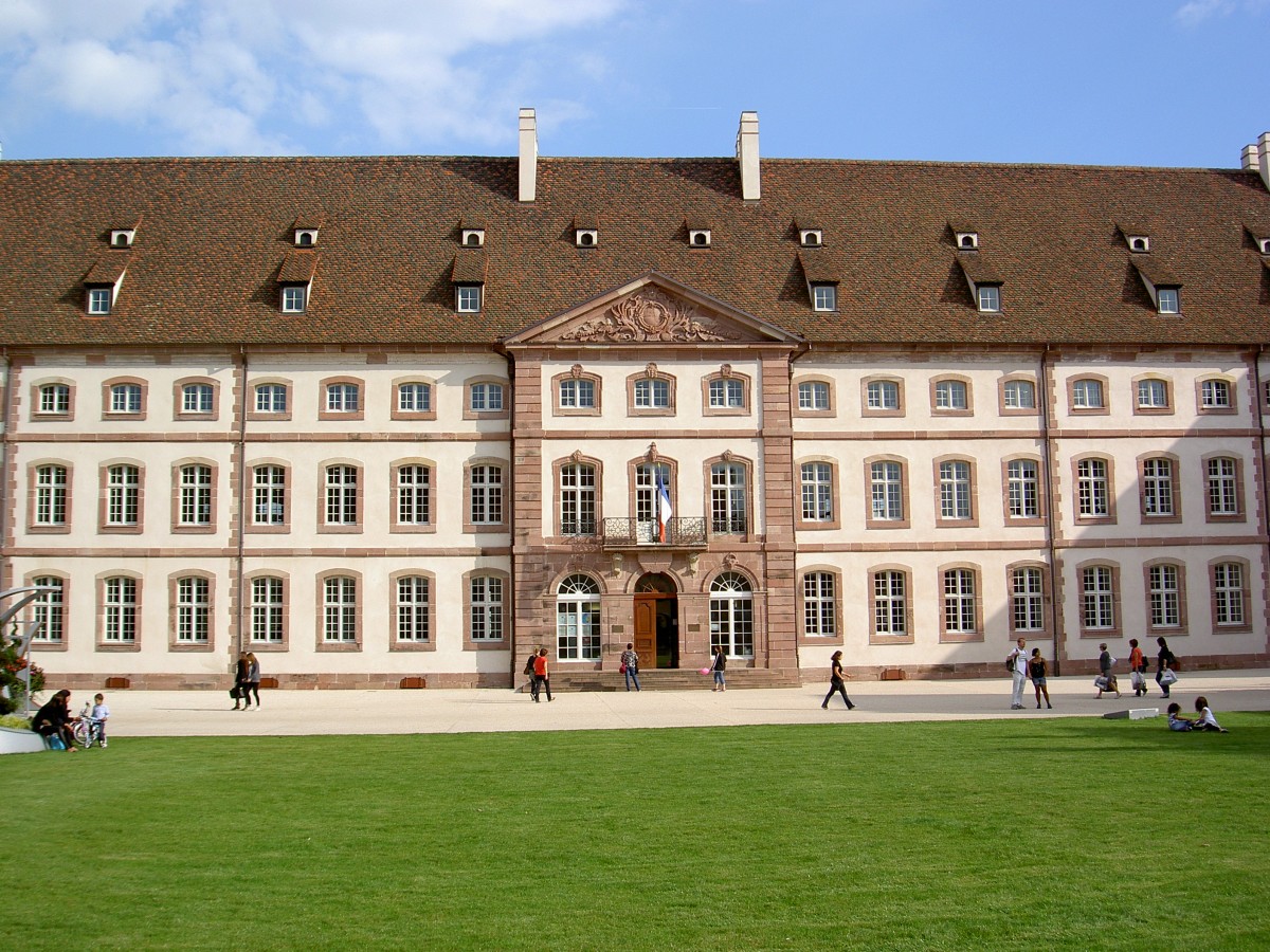 Colmar, Ancien de Hopital, erbaut von 1736 bis 1744 durch Abt Armand Gaston d´Andlau (04.10.2014)