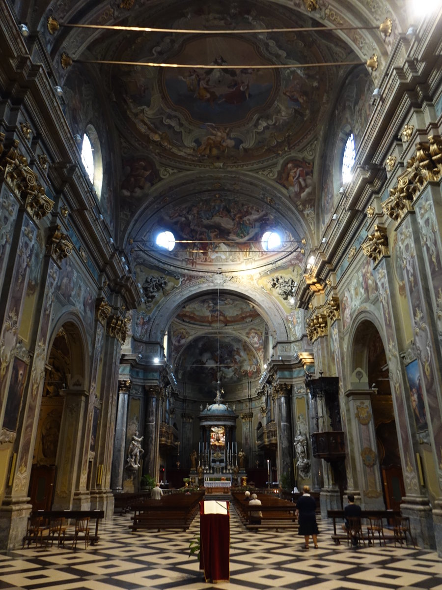 Como, barocker Innenraum der San Croce Kirche in der Via Tommaso Grossi (23.09.2018)